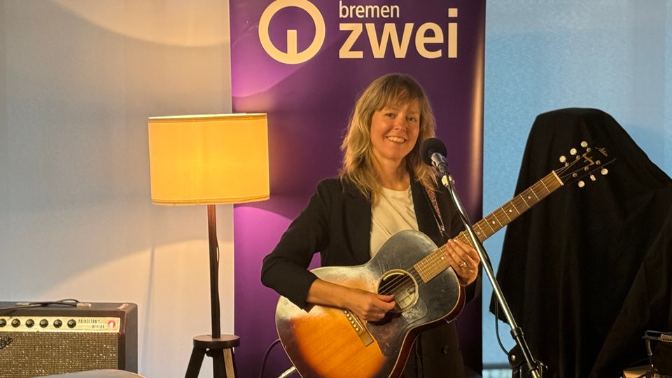 Emily Barker im Bremen Zwei Studio